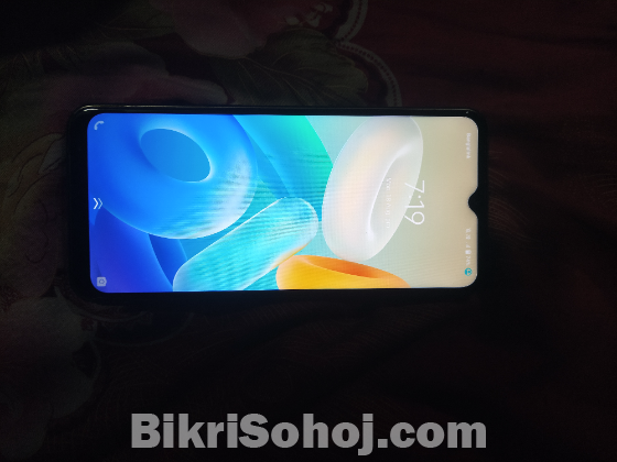 Vivo y16